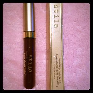 Stila liquid lipstick in chianti