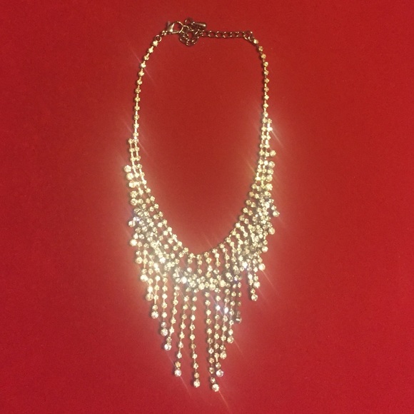 Statement necklace