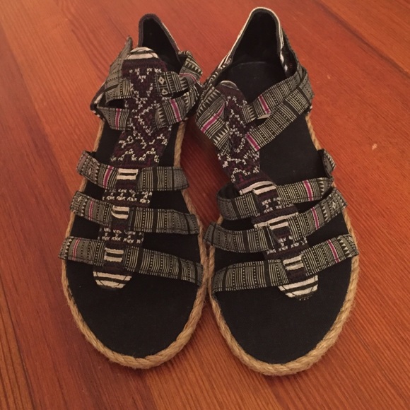 multicolored printed strappy sandal