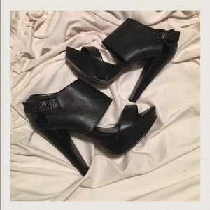 ALDO size 38 (US 8) open toe heel booties