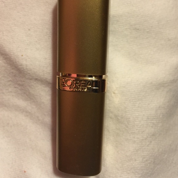 Loreal Red lipstick!