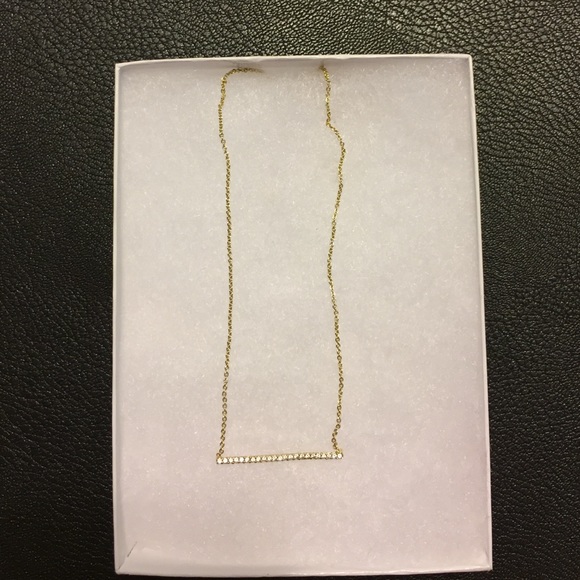 Gold bar necklace