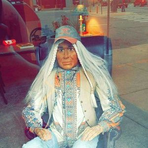 Meet your Posher, Serena