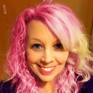 Meet your Posher, Michele