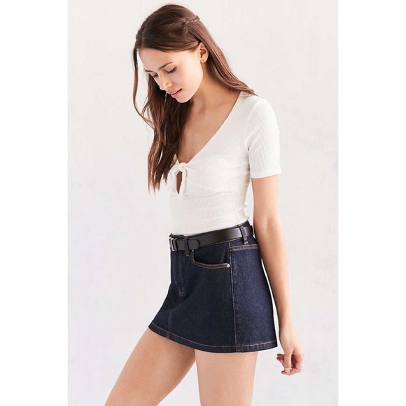 NWT Urban Outfitters Tie Front Top - Picture 2 of 4