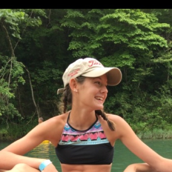 Meet your Posher, Laken