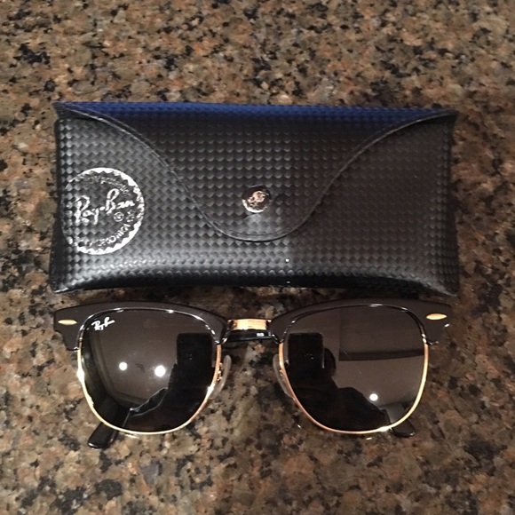 Ray-Ban Accessories - Ray-Ban Clubmaster 😎
