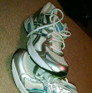 Womens Asics gym shoes