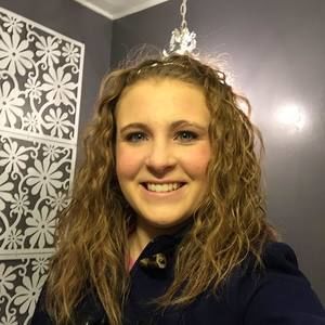 Meet your Posher, Calissa