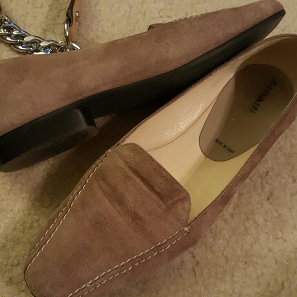 Made in Italy Suede leather tan flats 1" - Picture 3 of 4
