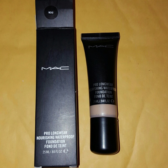 Mac waterproof foundation