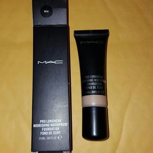 Mac waterproof foundation