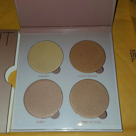Anastasia Beverly Hills glow kit