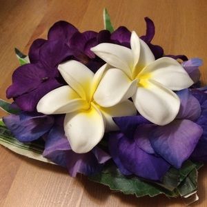 Hawaiian Flower Hair Adornment