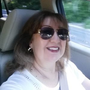 Meet your Posher, Della