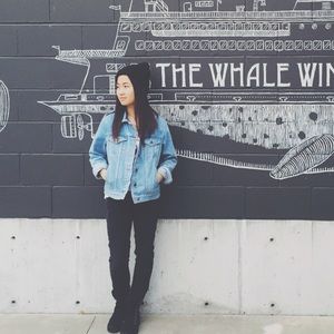 Meet your Posher, Esther