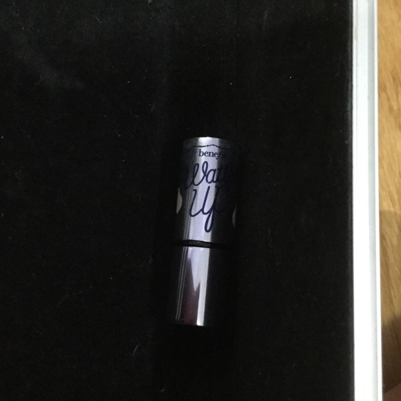 Benefit watts up highlighter