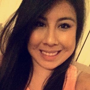 Meet your Posher, Zuly