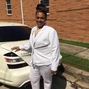 Meet your Posher, Candace