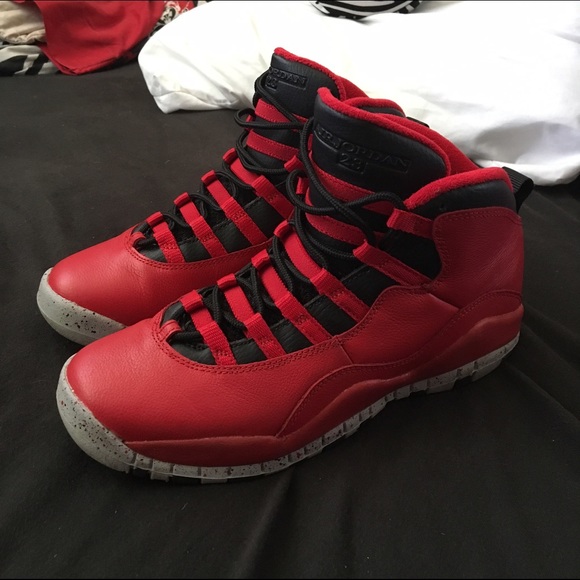 Jordan 10 Bulls Over Broadway Size 7y / 8.5 Women