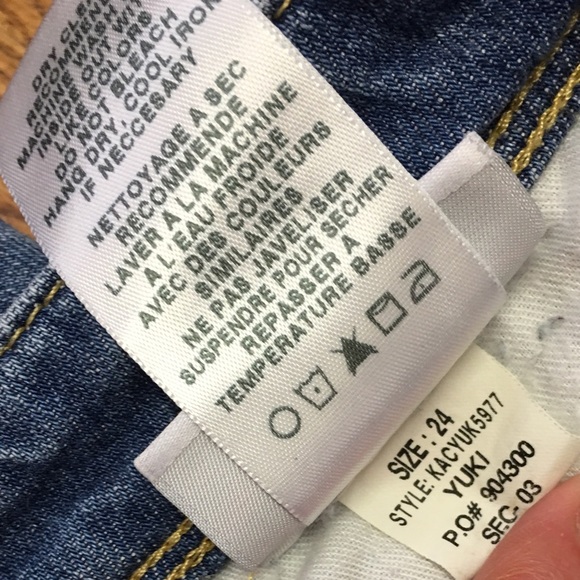 ❗️SOLD❗️Joe's Jeans - Picture 4 of 4