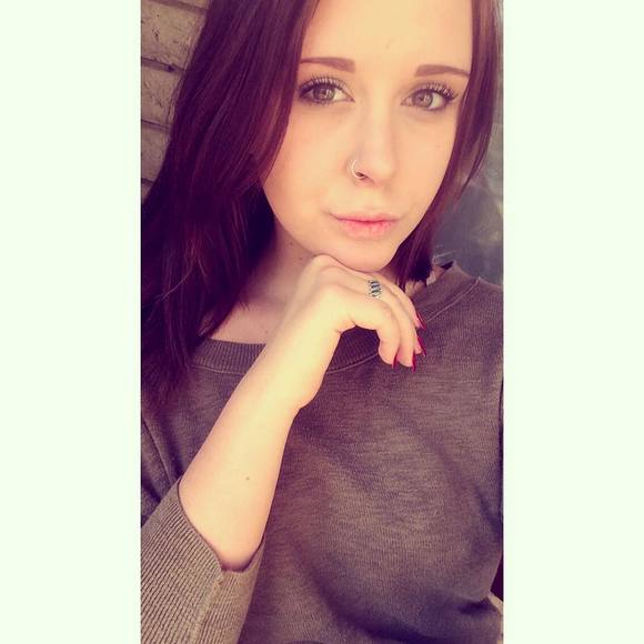 Meet your Posher, Amber - Picture 1 of 1