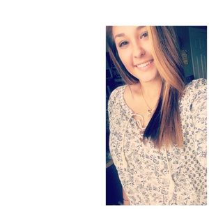 Meet your Posher, Amber