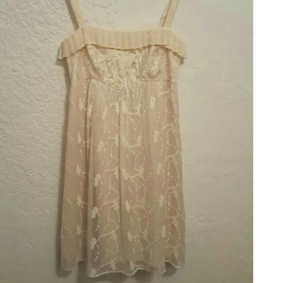 Left of Center Lace Dress - Picture 2 of 3