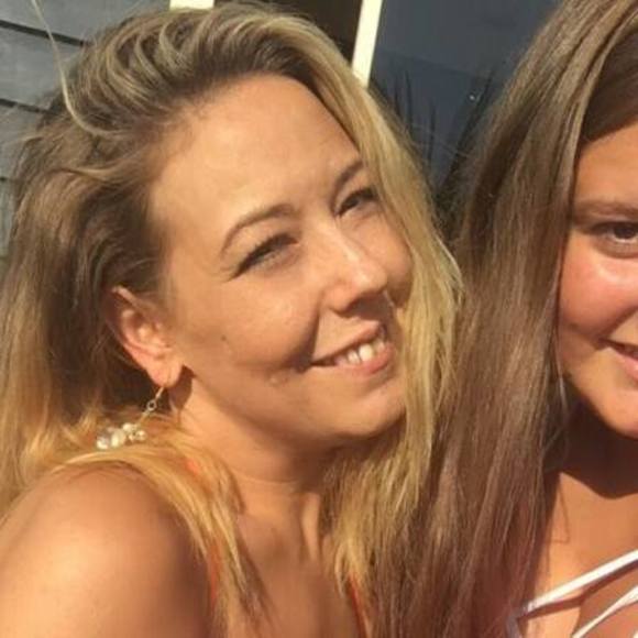 Meet your Posher, Jana - Picture 1 of 1