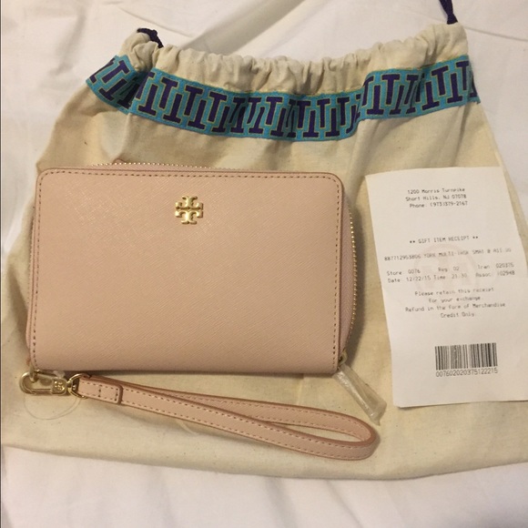 Tory Burch Handbags - Tory burch wristlet
