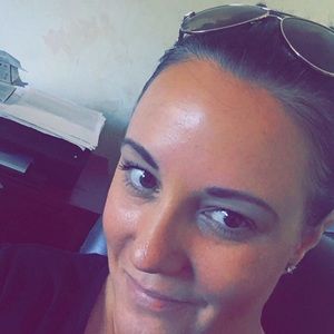 Meet your Posher, Stacy
