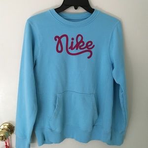 Nike youth large crewneck sweatshirt (youth large)