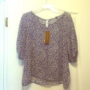 Brand new! Blue leopard print shirt