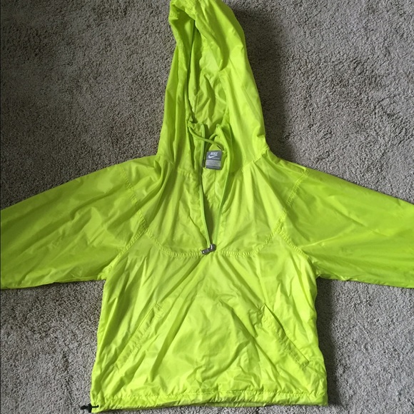 silver nike windbreaker