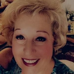 Meet your Posher, Gina