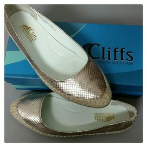 ❄Cliffs Espadrille Flat