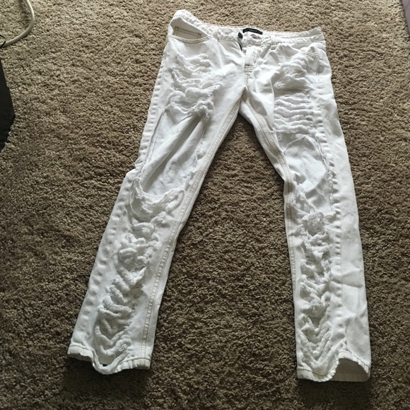 Ripped Jeans