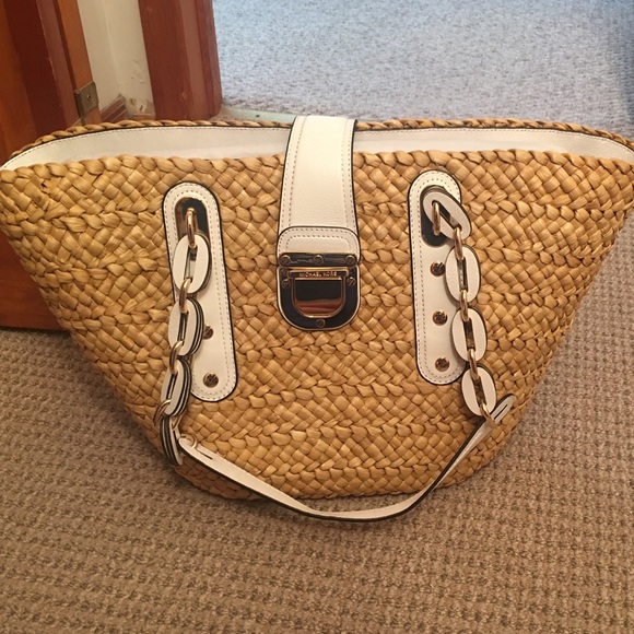 Michael kors straw bag