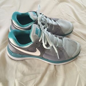 Nike Lunarflash+ Running Shoes