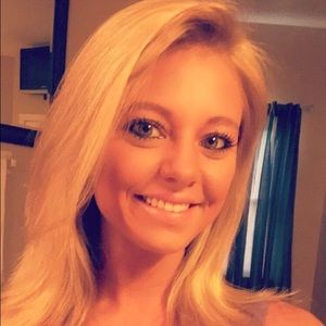 Meet your Posher, Cara