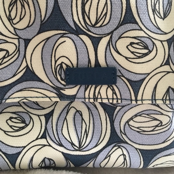 Furla make up case - Picture 3 of 3