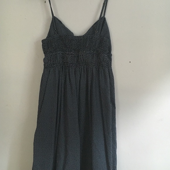 Dark blue and white patterned elastic waist dress. - Picture 2 of 4