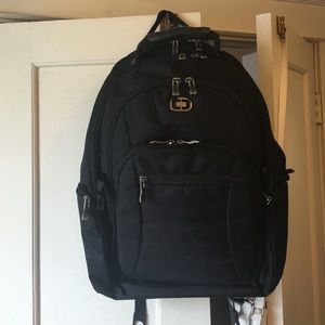 OGIO backpack TP-EZ9 black awesome