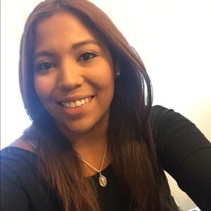 Meet your Posher, Claudia