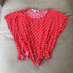 Minnie Mouse red polka-dot crop top❣