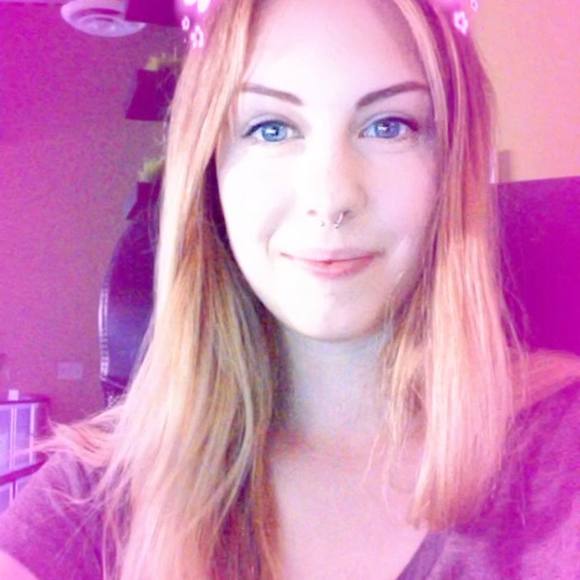 Meet your Posher, Laurel - Picture 1 of 1