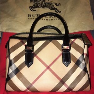 Burberry nova check bowling bag💯authentic