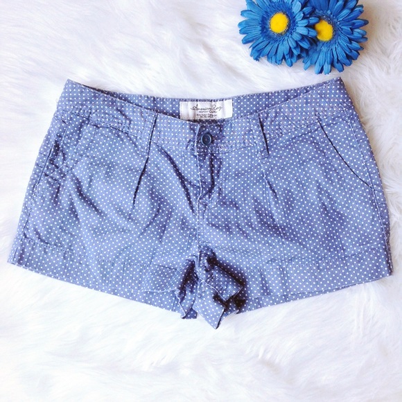 💕NWOT💕Blue & White Polka-dot Shorts