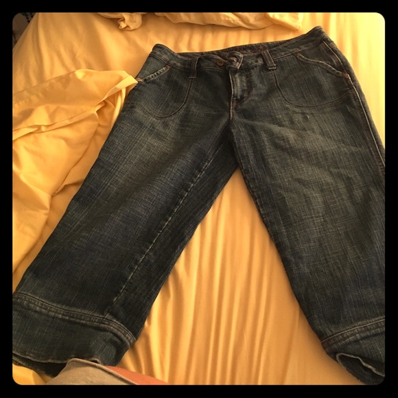 Bubblegum jean capris