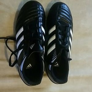 Adidas boy soccer shoes